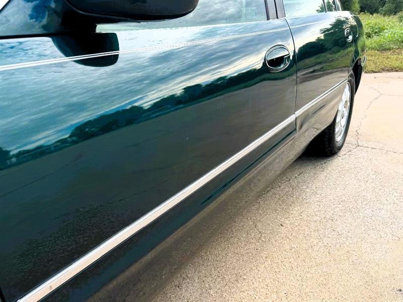 Buick Park Avenue 4dr Sedan 1999