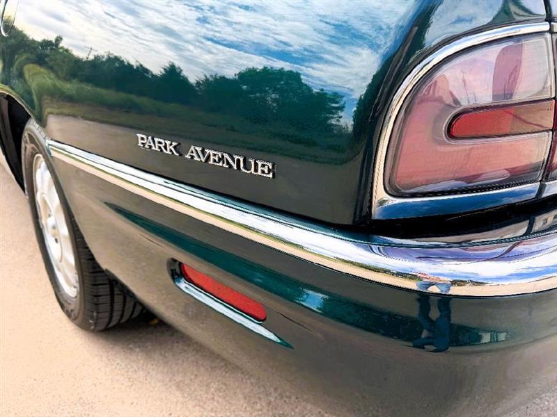 Buick Park Avenue 4dr Sedan 1999
