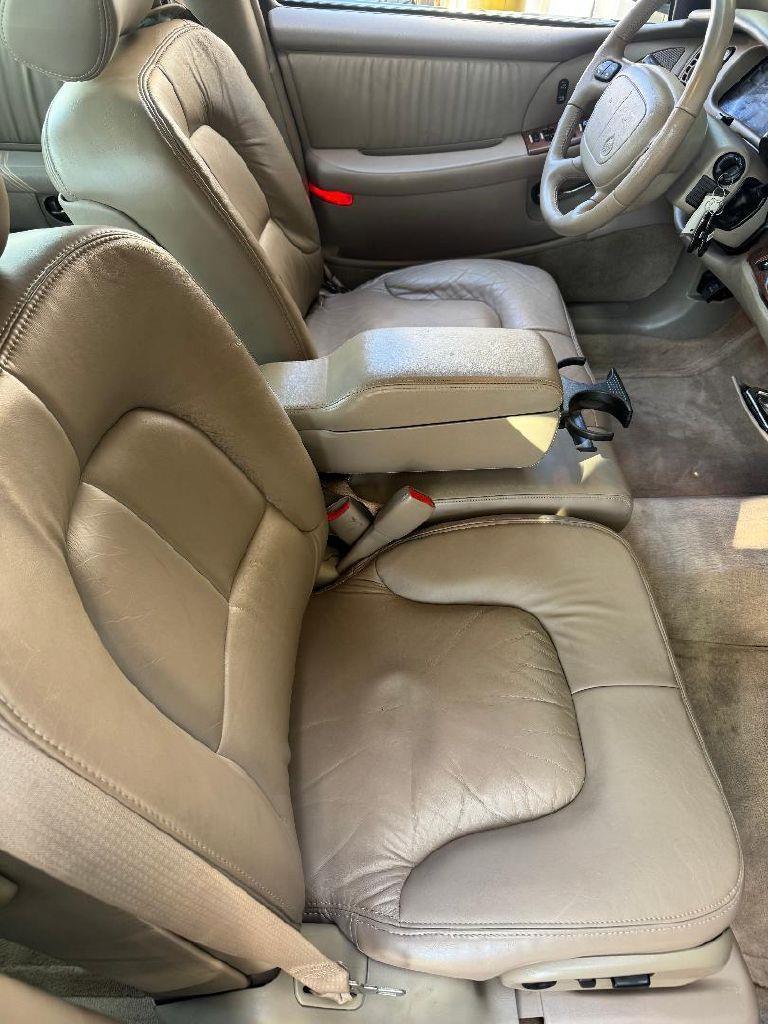 Buick Park Avenue 4dr Sedan 1999
