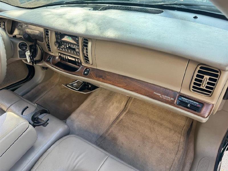 Buick Park Avenue 4dr Sedan 1999