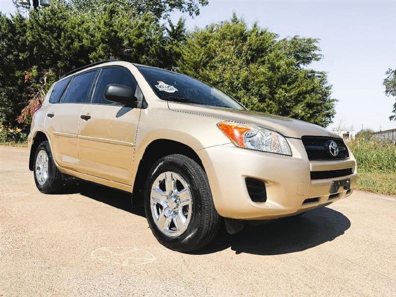 Toyota RAV4 Base I4 2WD 2009