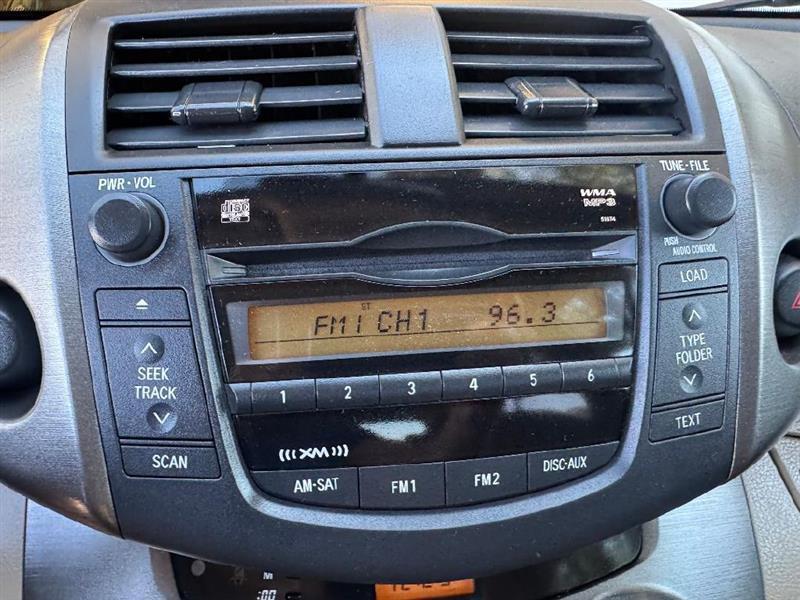Toyota RAV4 Base I4 2WD 2009