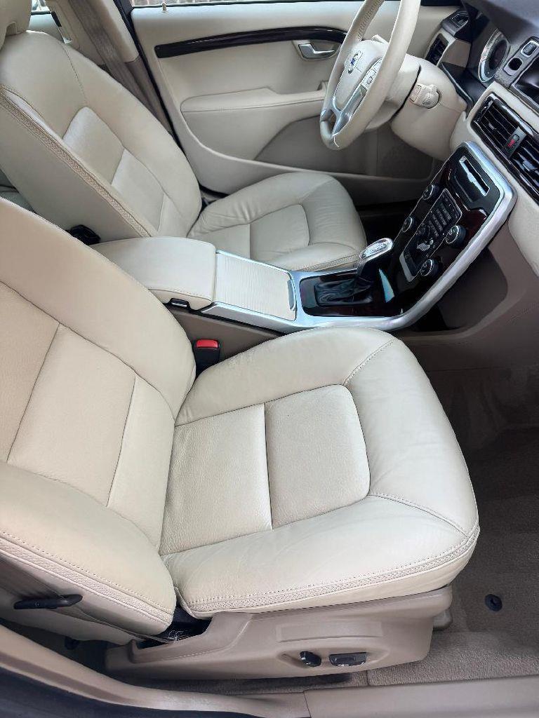 Volvo XC70 3.2 FWD 2013