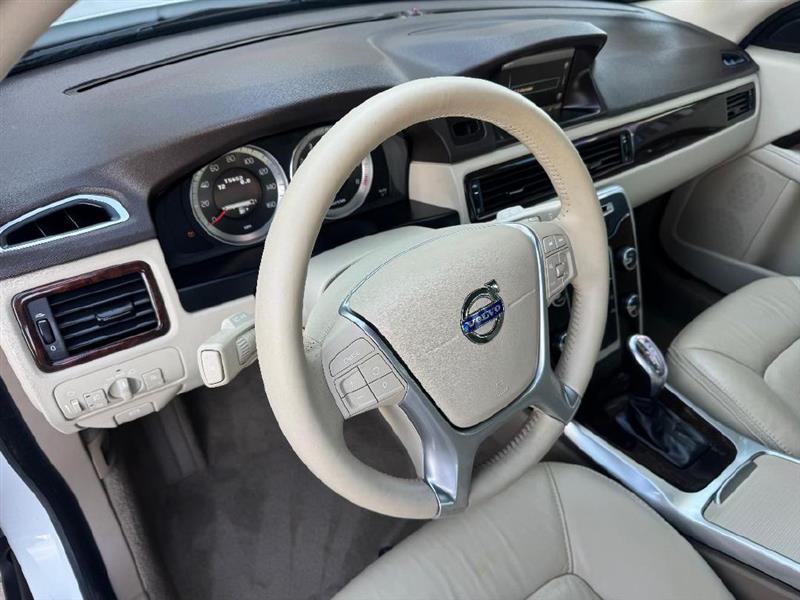 Volvo XC70 3.2 FWD 2013