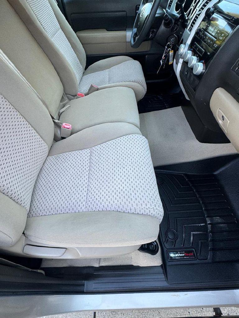 Toyota Tundra SR5 Double Cab 6AT 2WD 2007