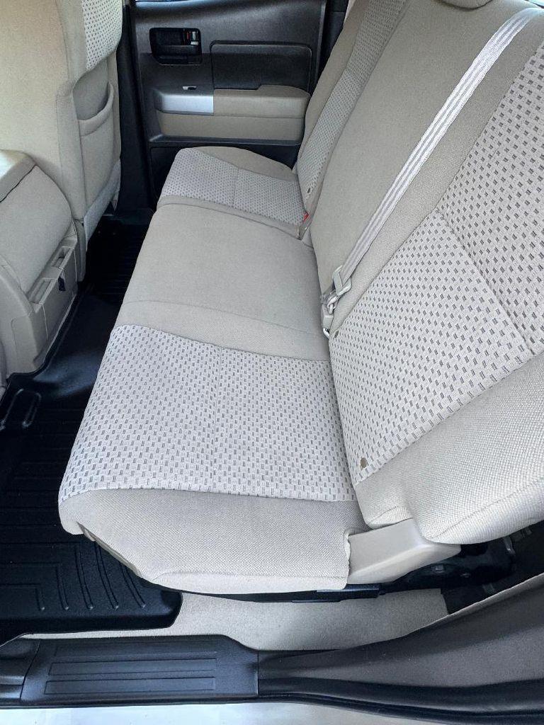 Toyota Tundra SR5 Double Cab 6AT 2WD 2007