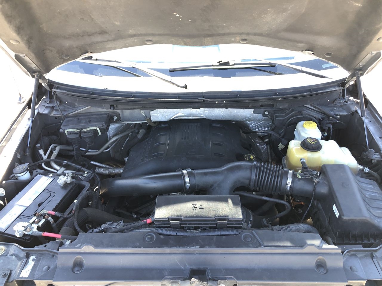 Ford F-150 4WD SuperCrew 145" XL 2014