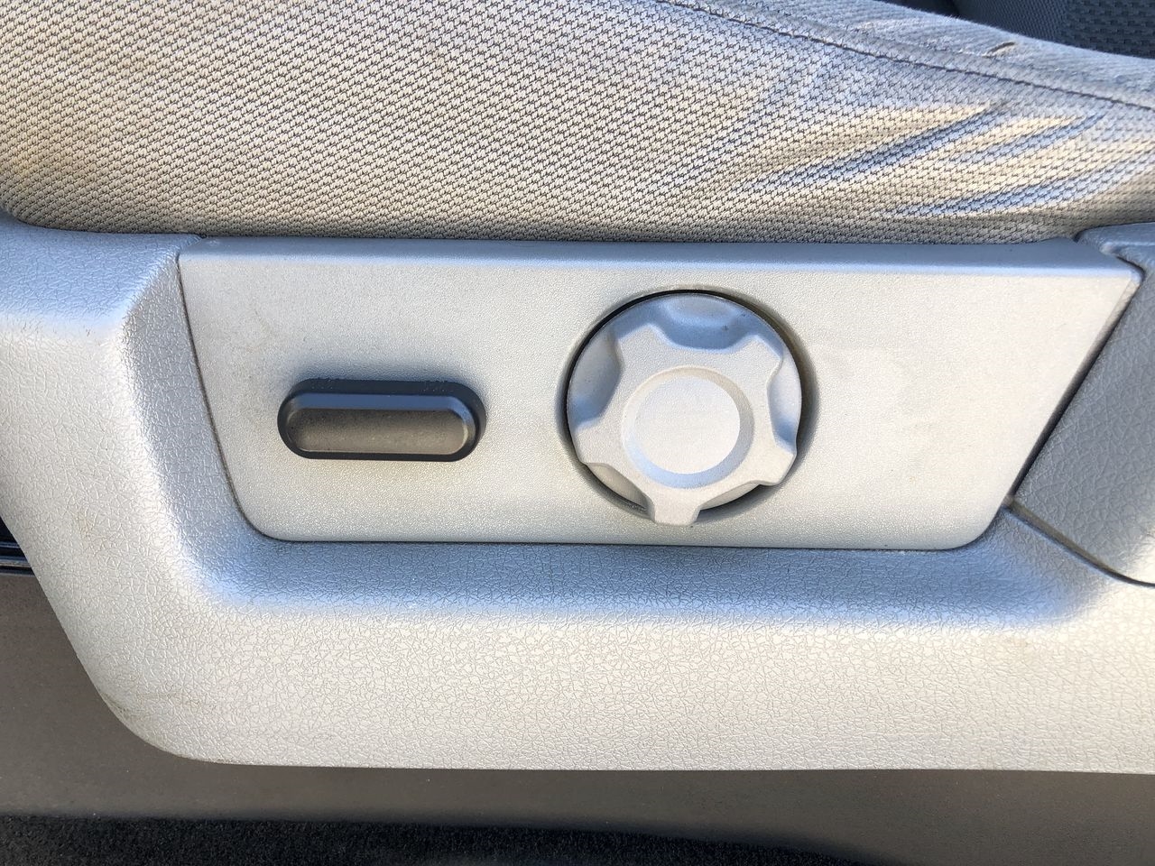 Ford F-150 4WD SuperCrew 145" XL 2014