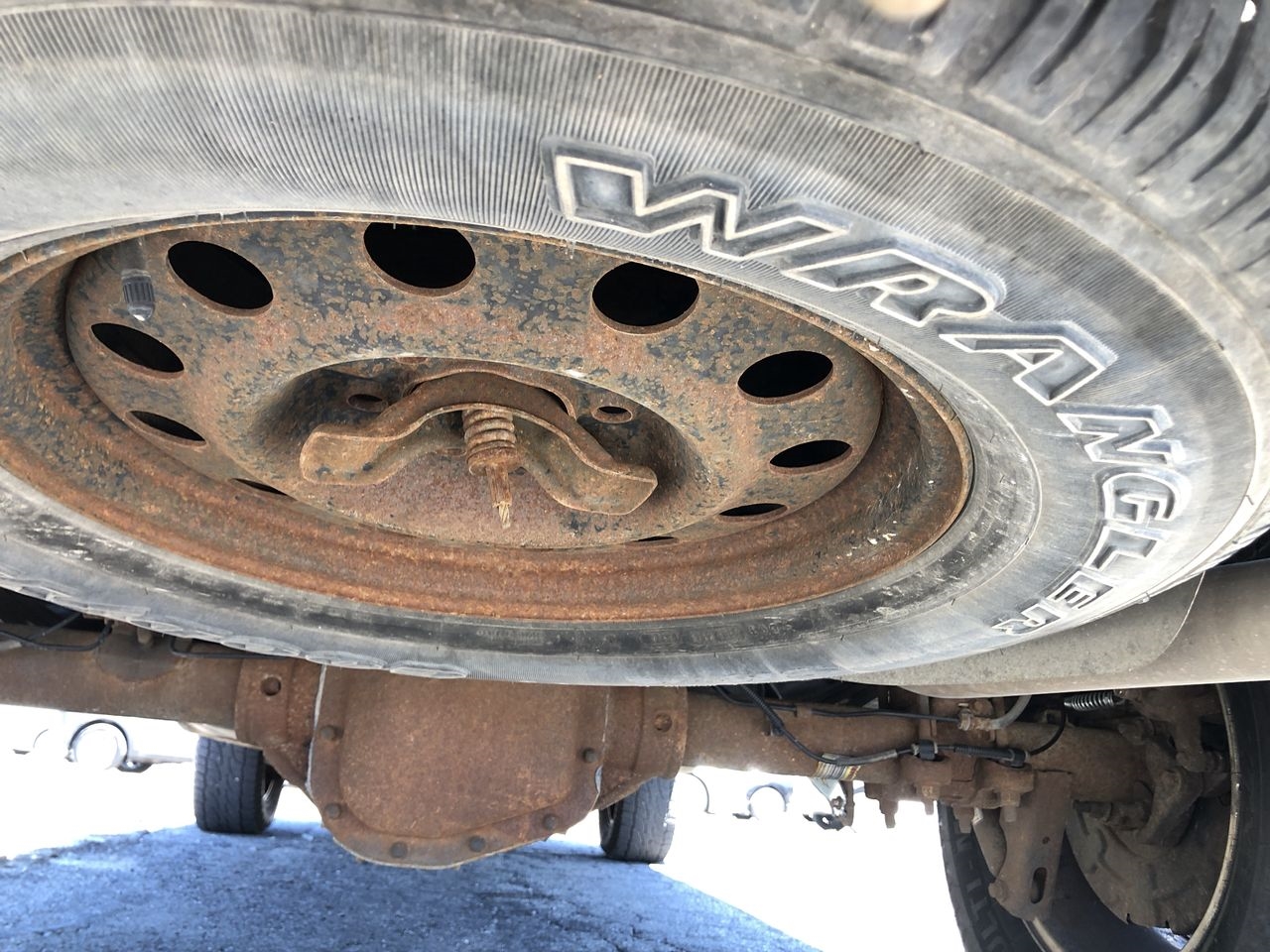 Ford F-150 4WD SuperCrew 145" XL 2014