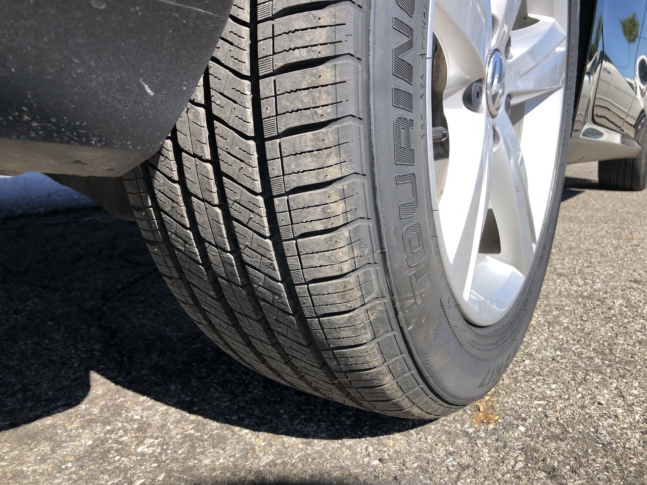 Volkswagen Passat 4dr Sdn 2.5L Auto SE w/Sunroof PZEV 2013