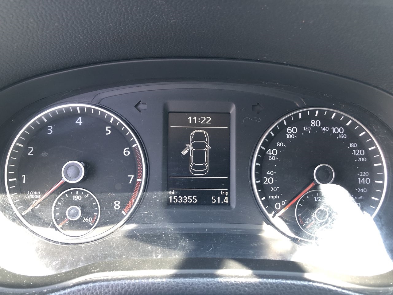 Volkswagen Passat 4dr Sdn 2.5L Auto SE w/Sunroof PZEV 2013