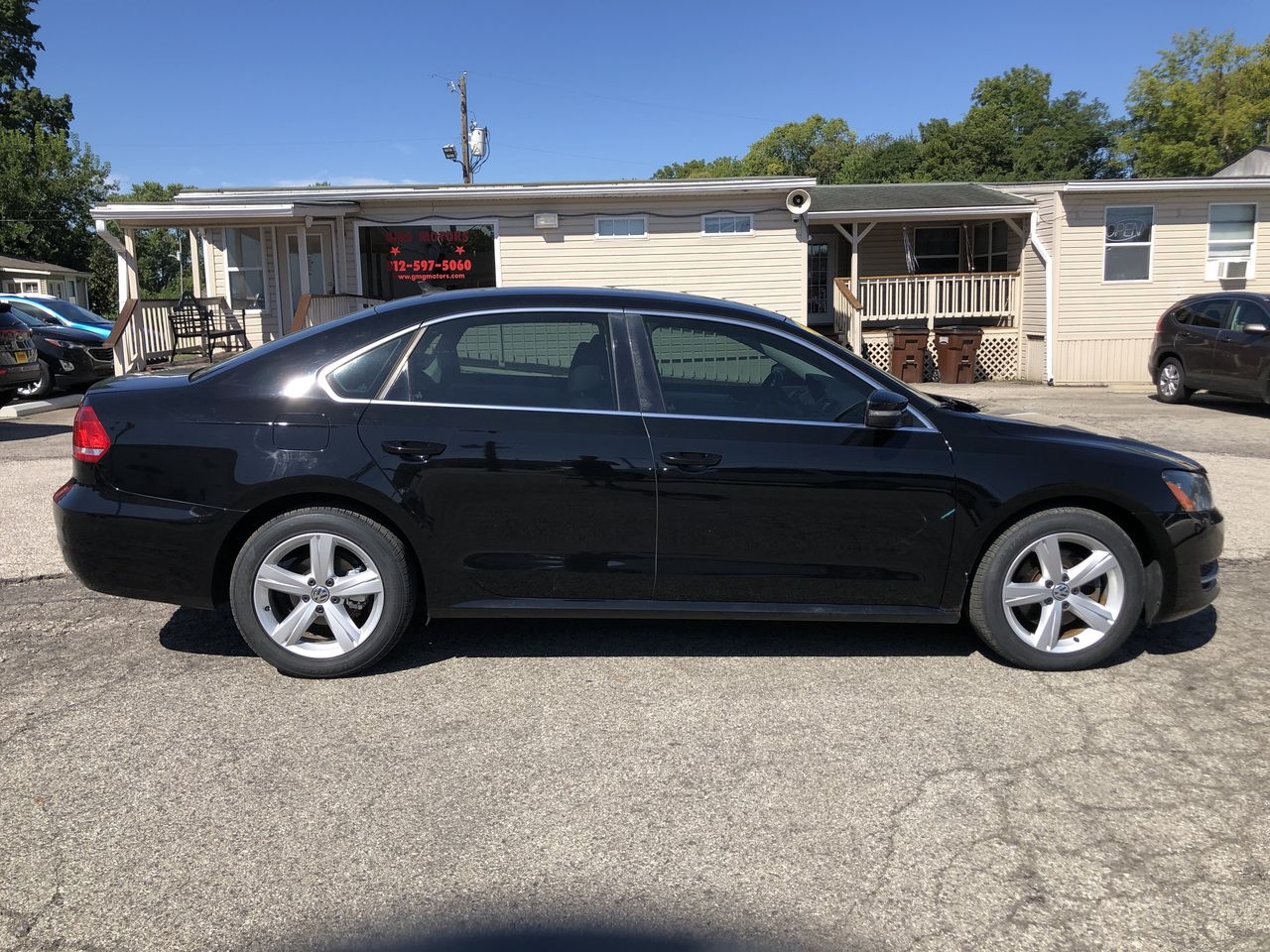 Volkswagen Passat 4dr Sdn 2.5L Auto SE w/Sunroof PZEV 2013