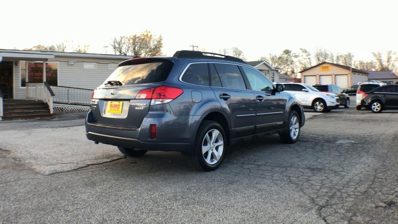 Subaru Outback 4dr Wgn H4 Auto 2.5i Premium 2013