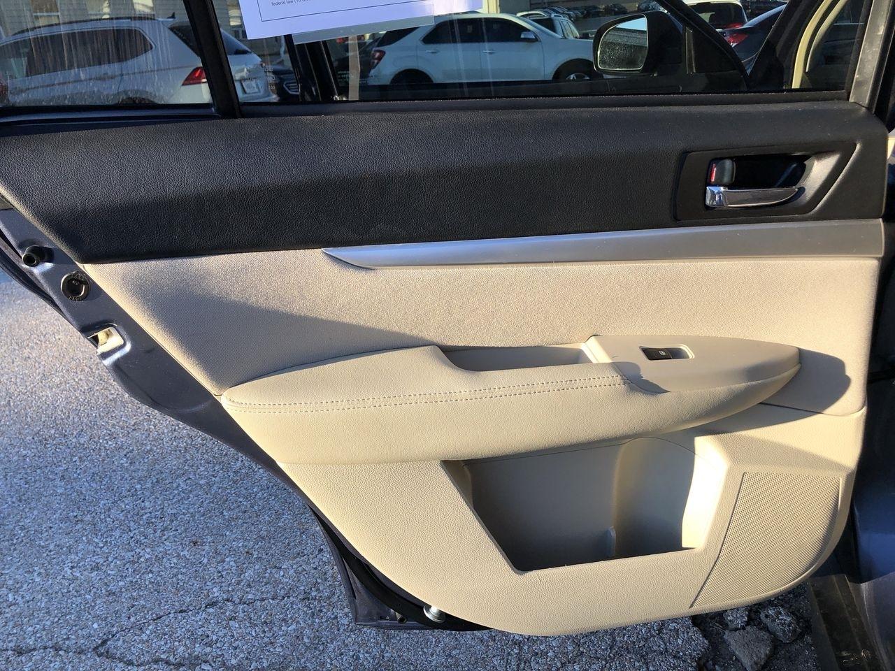 Subaru Outback 4dr Wgn H4 Auto 2.5i Premium 2013