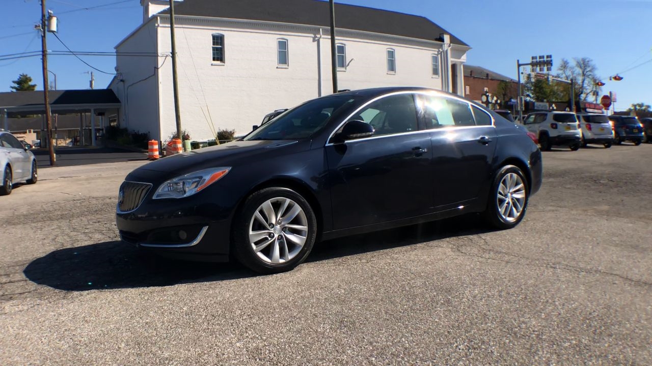 Buick Regal 4dr Sdn Premium II FWD 2016