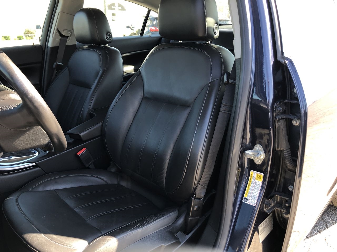 Buick Regal 4dr Sdn Premium II FWD 2016