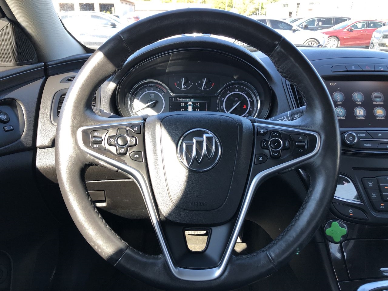 Buick Regal 4dr Sdn Premium II FWD 2016