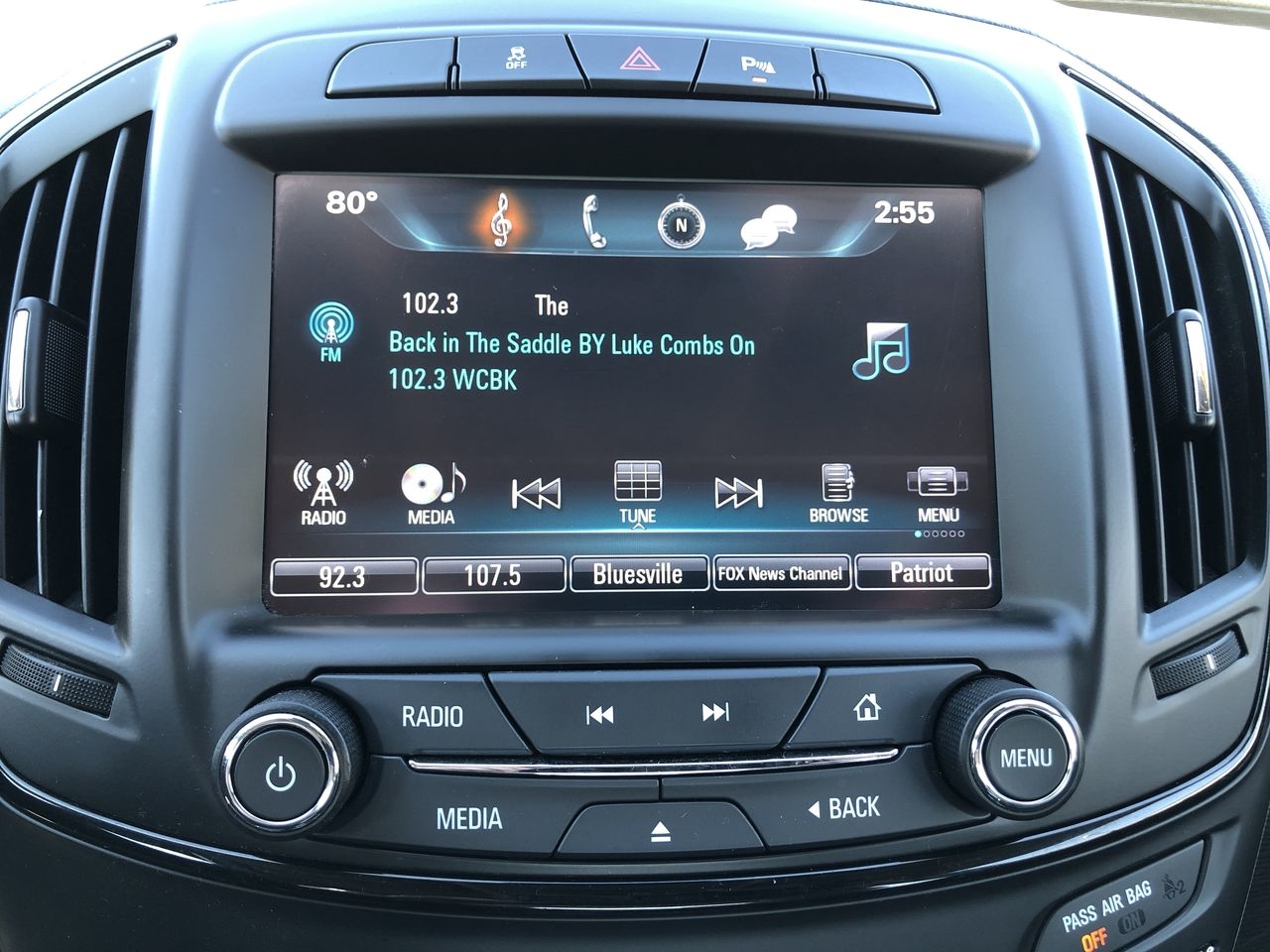 Buick Regal 4dr Sdn Premium II FWD 2016