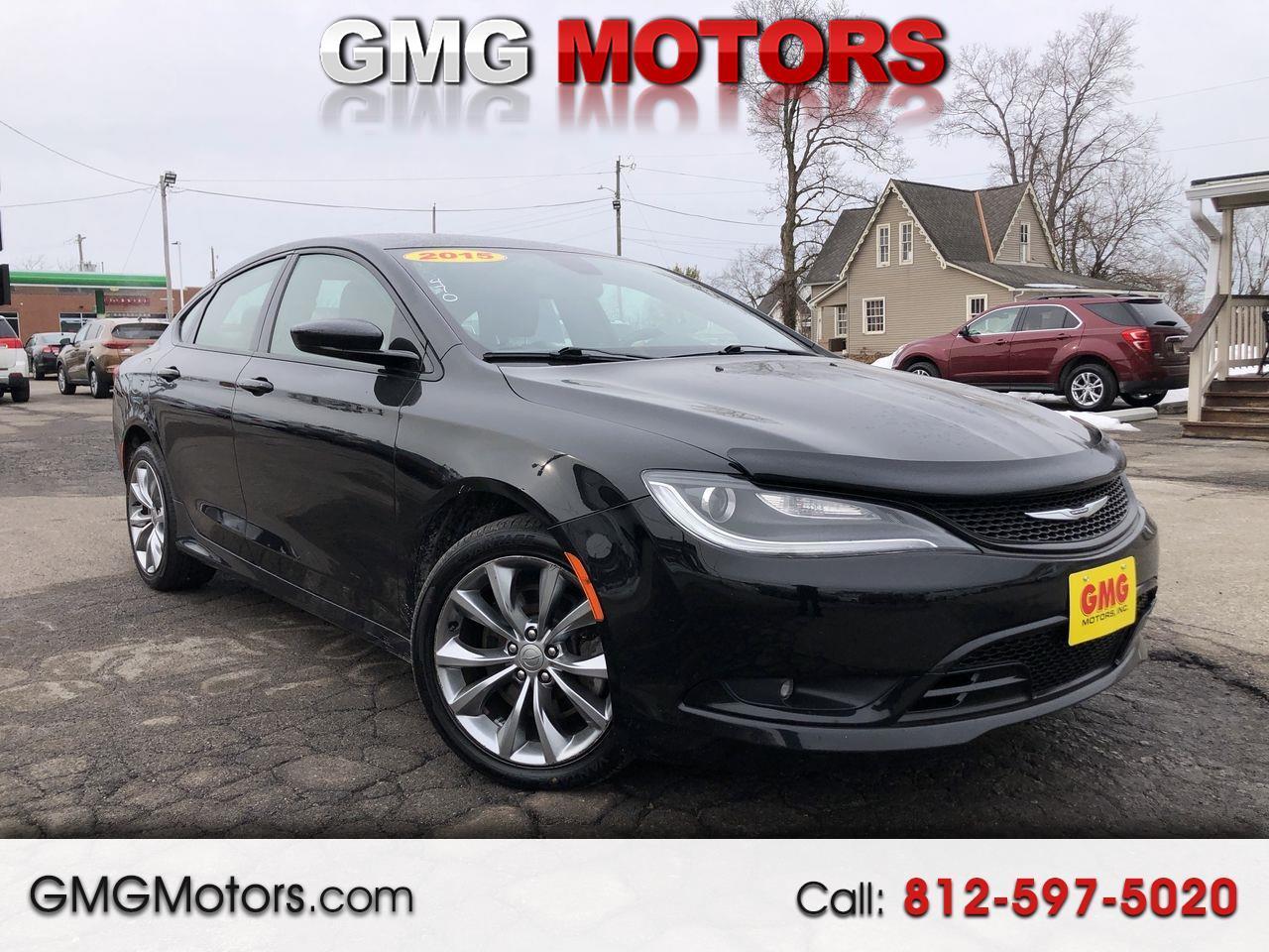 2015 Chrysler 200 4dr Sdn S FWD