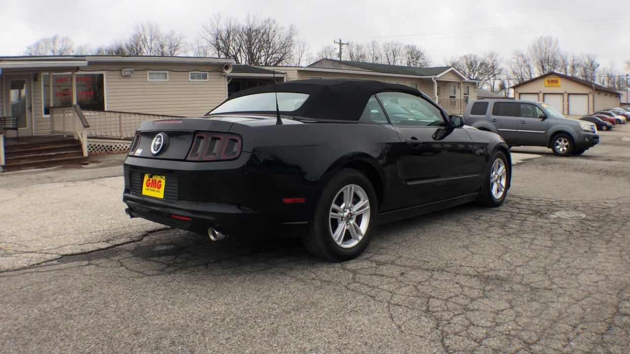 Ford Mustang 2dr Conv V6 2013