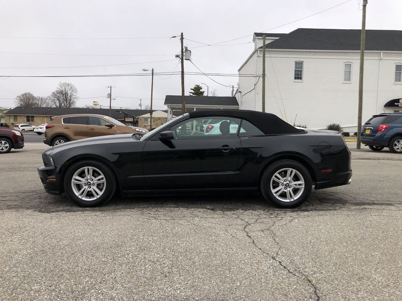 Ford Mustang 2dr Conv V6 2013