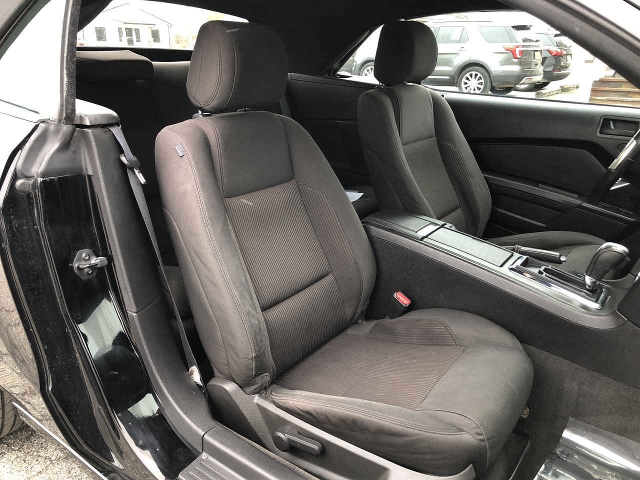 Ford Mustang 2dr Conv V6 2013