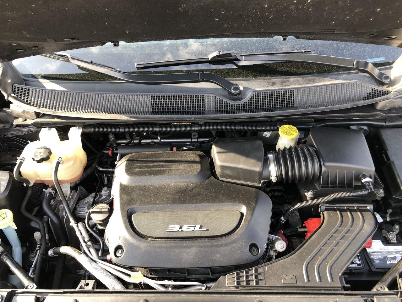 Chrysler Pacifica Touring L FWD 2018