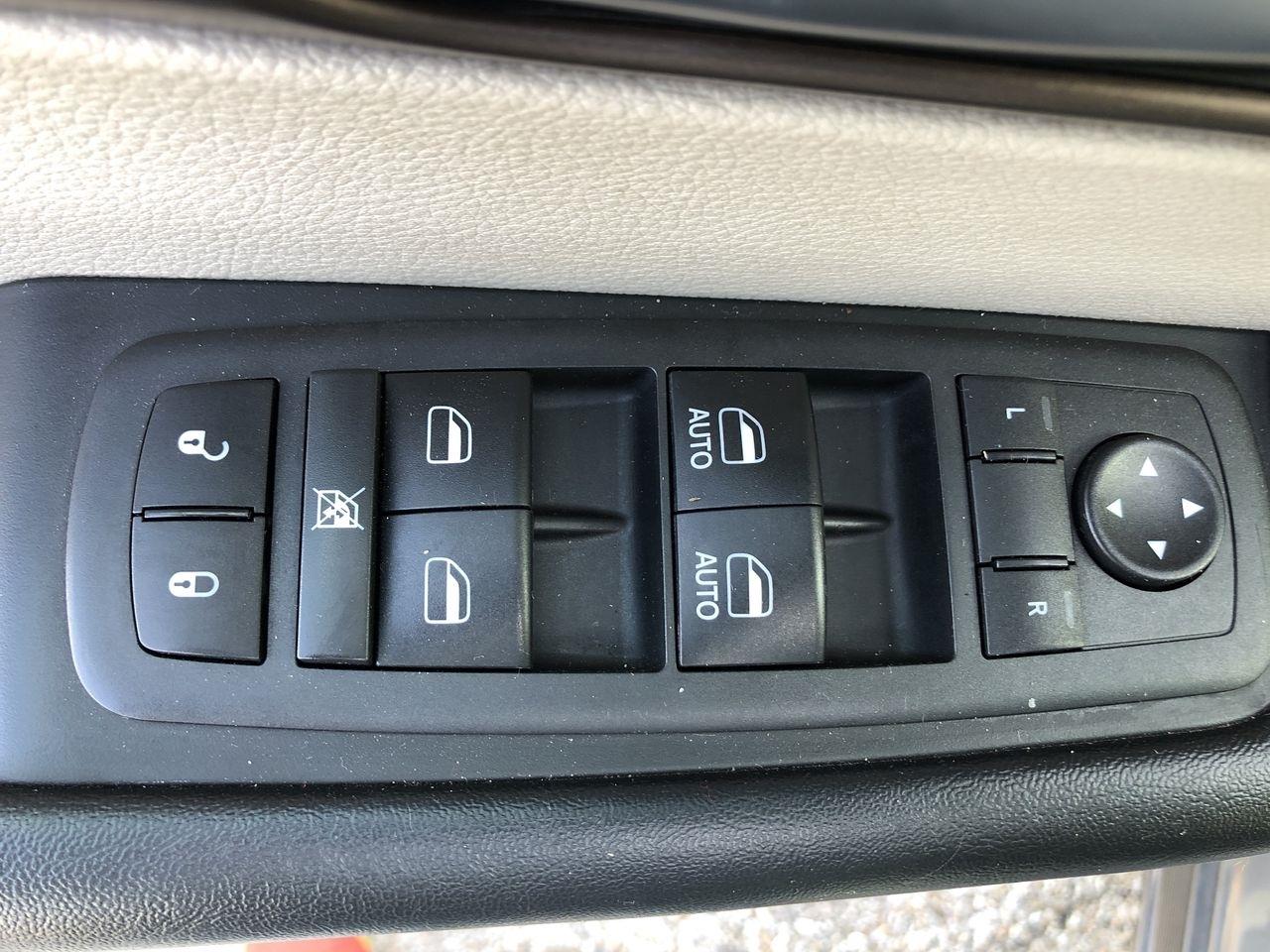 Chrysler Pacifica Touring L FWD 2018