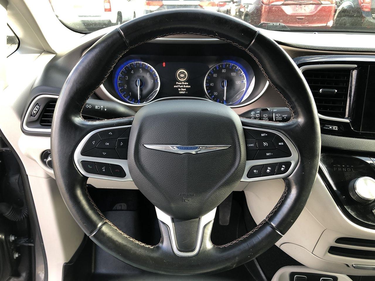 Chrysler Pacifica Touring L FWD 2018