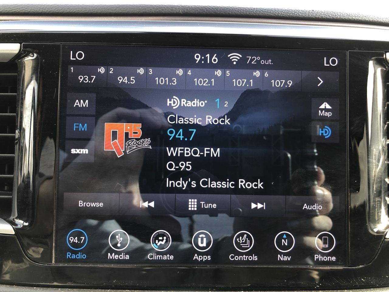 Chrysler Pacifica Touring L FWD 2018