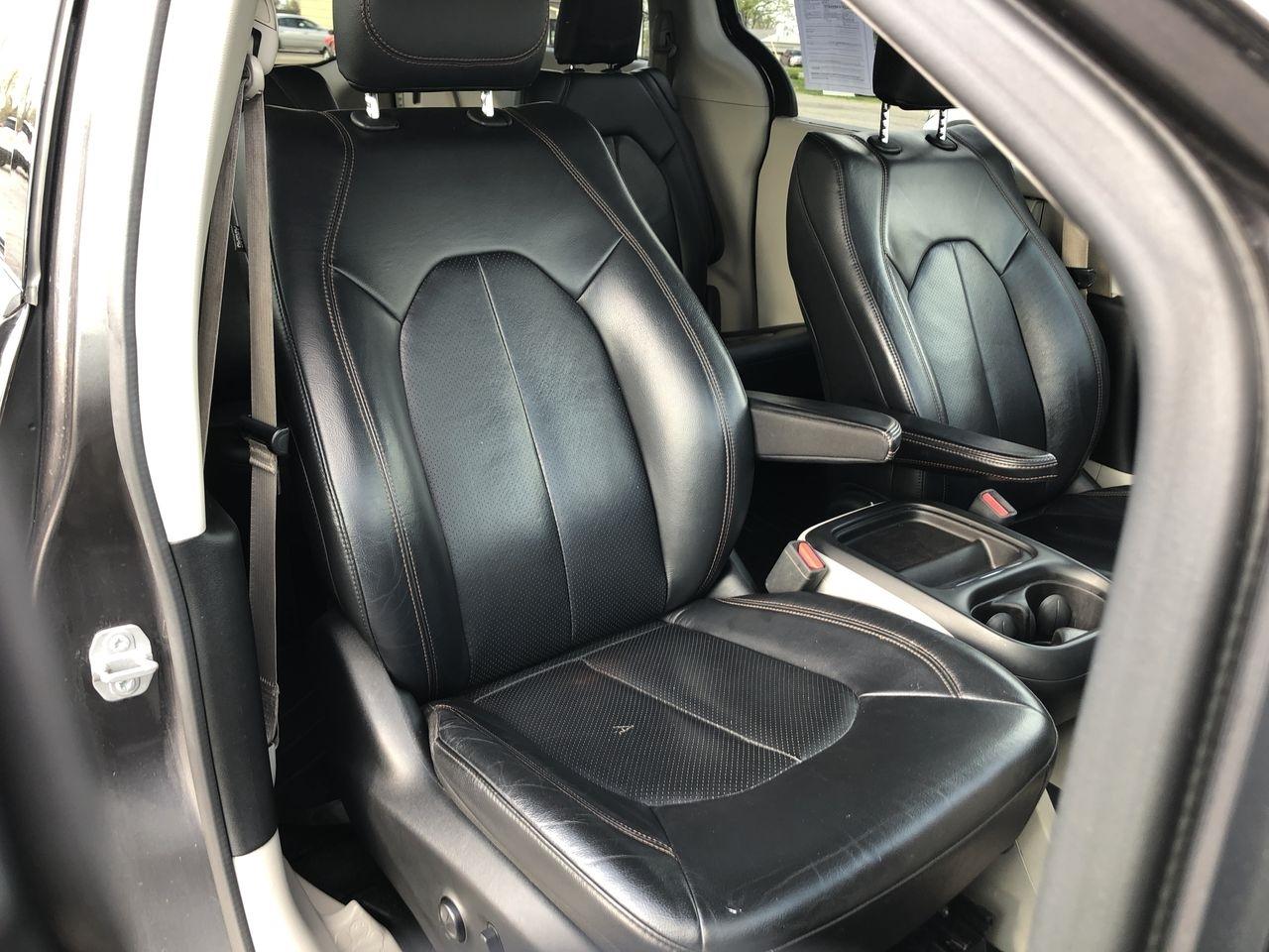 Chrysler Pacifica Touring L FWD 2018