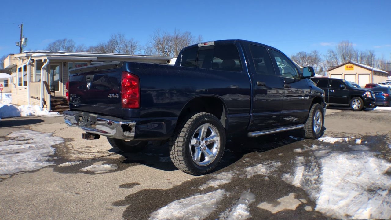 Dodge Ram 1500 4WD Quad Cab 140.5" SLT 2007