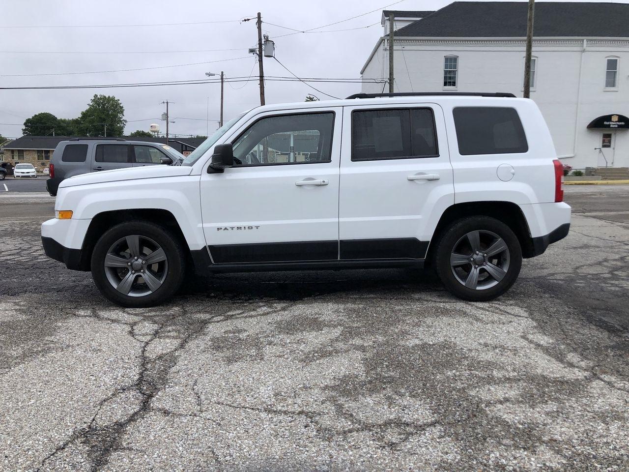 Jeep Patriot FWD 4dr High Altitude 2014