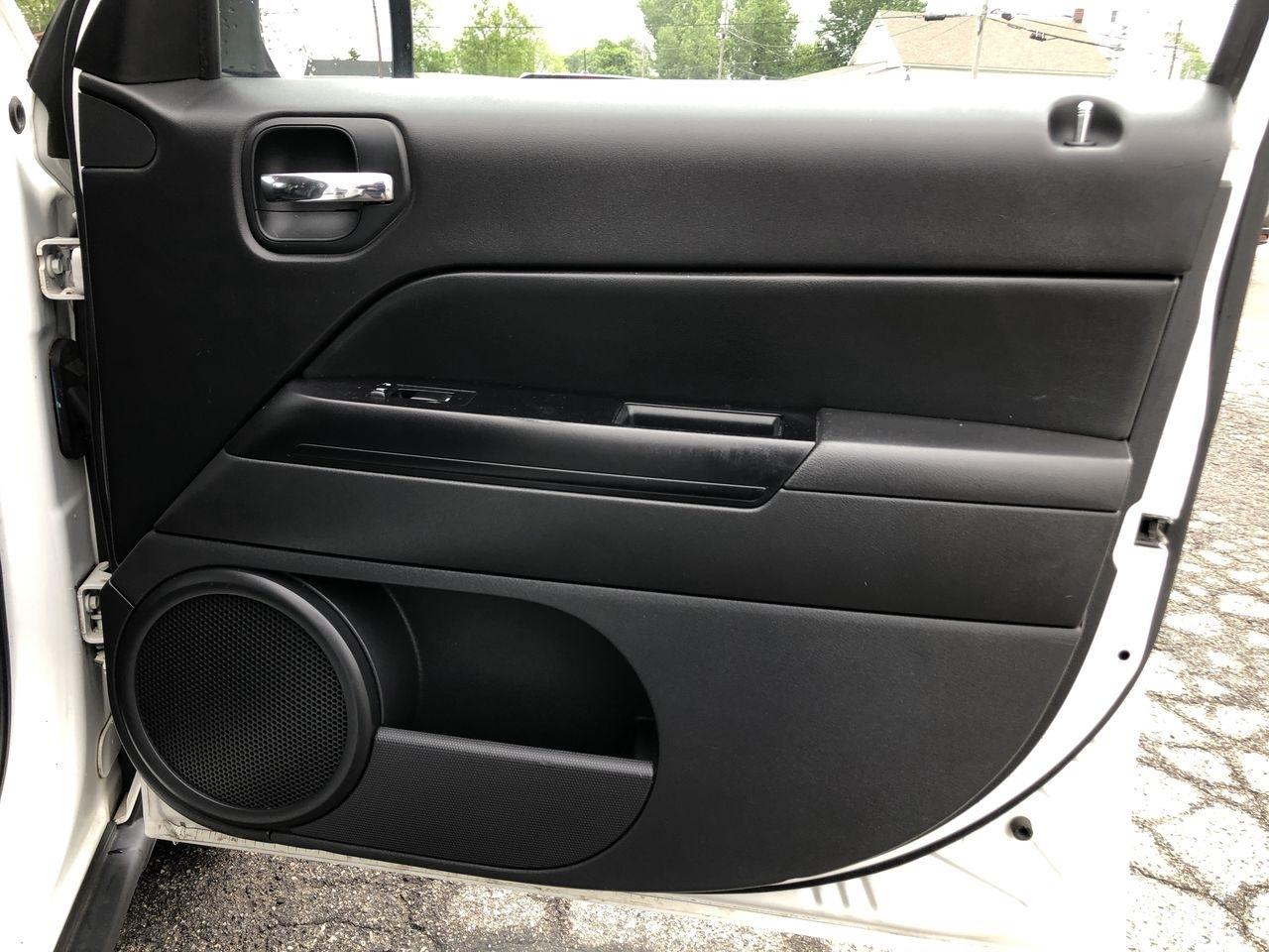 Jeep Patriot FWD 4dr High Altitude 2014