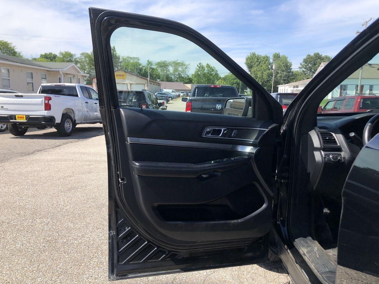 Ford Explorer XLT 4WD 2018