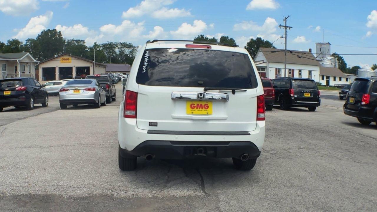 Honda Pilot 4WD 4dr Touring w/RES & Navi 2015
