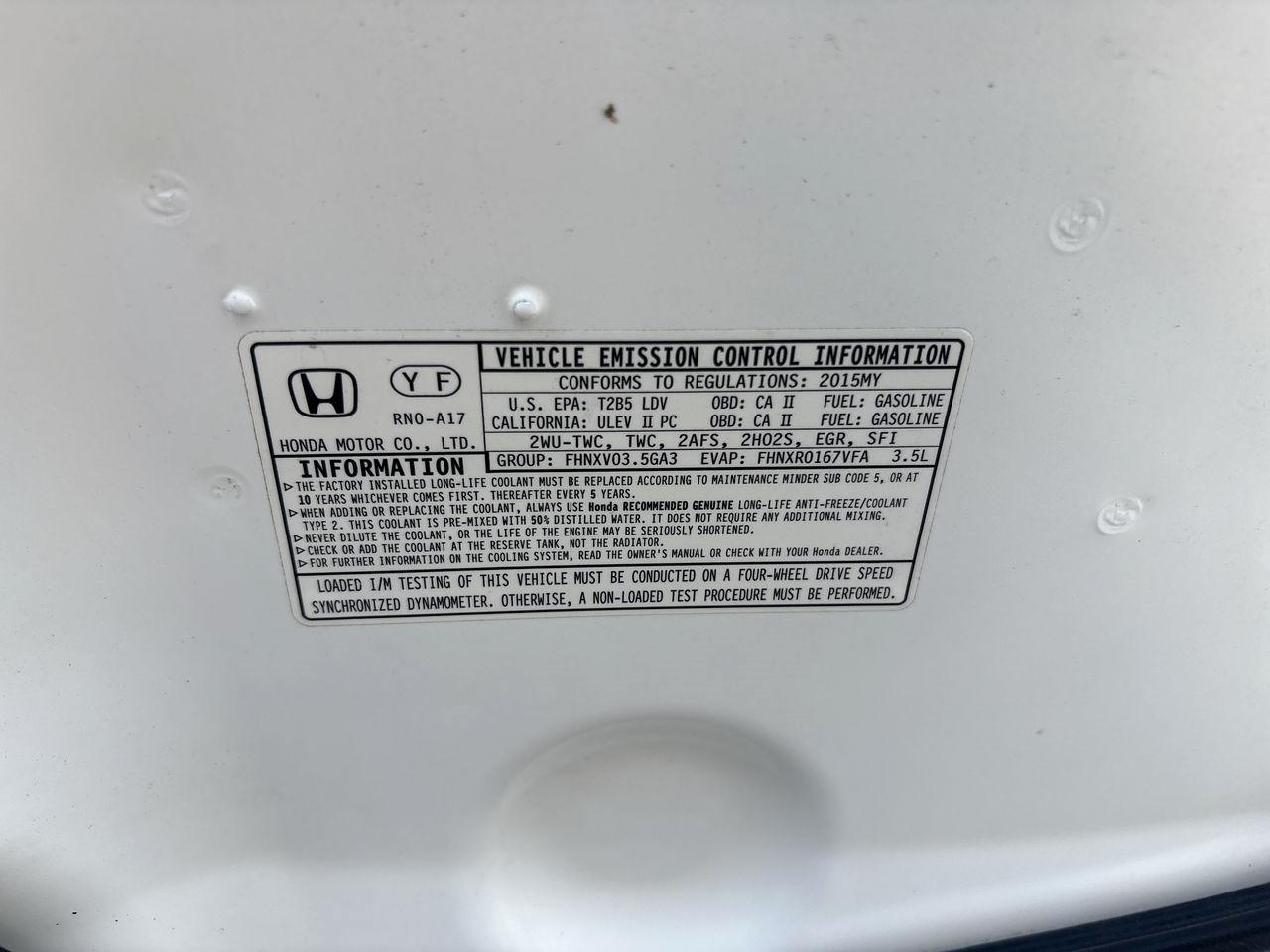 Honda Pilot 4WD 4dr Touring w/RES & Navi 2015