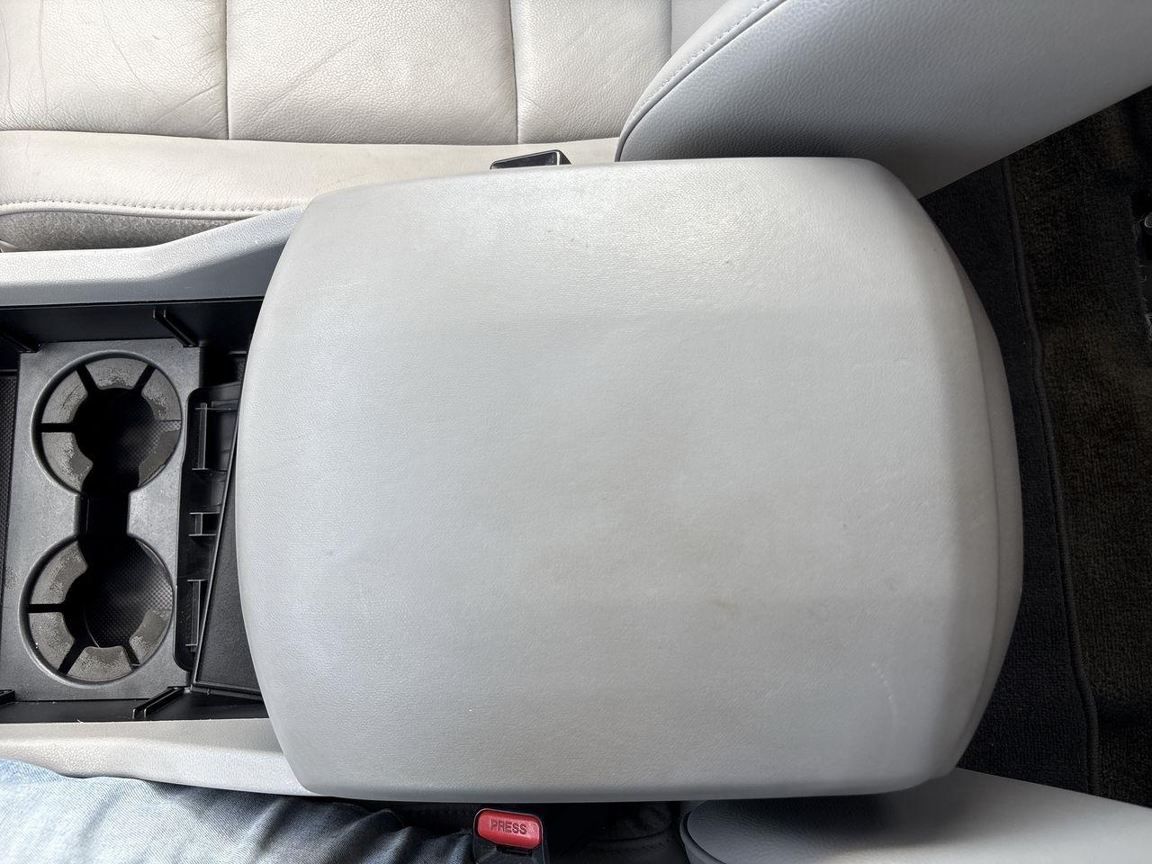 Honda Pilot 4WD 4dr Touring w/RES & Navi 2015