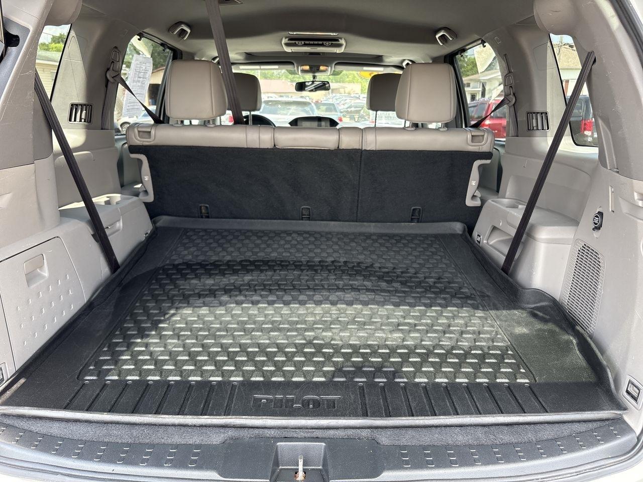 Honda Pilot 4WD 4dr Touring w/RES & Navi 2015