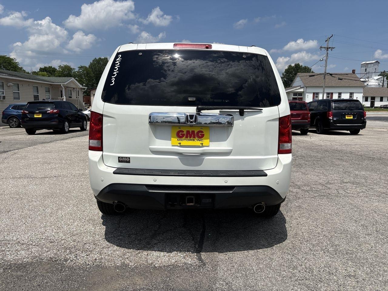 Honda Pilot 4WD 4dr Touring w/RES & Navi 2015