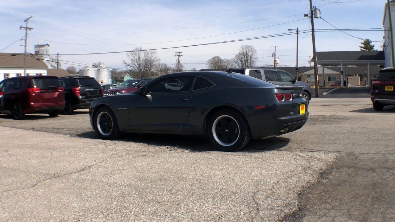 Chevrolet Camaro 2dr Cpe LS w/2LS 2013