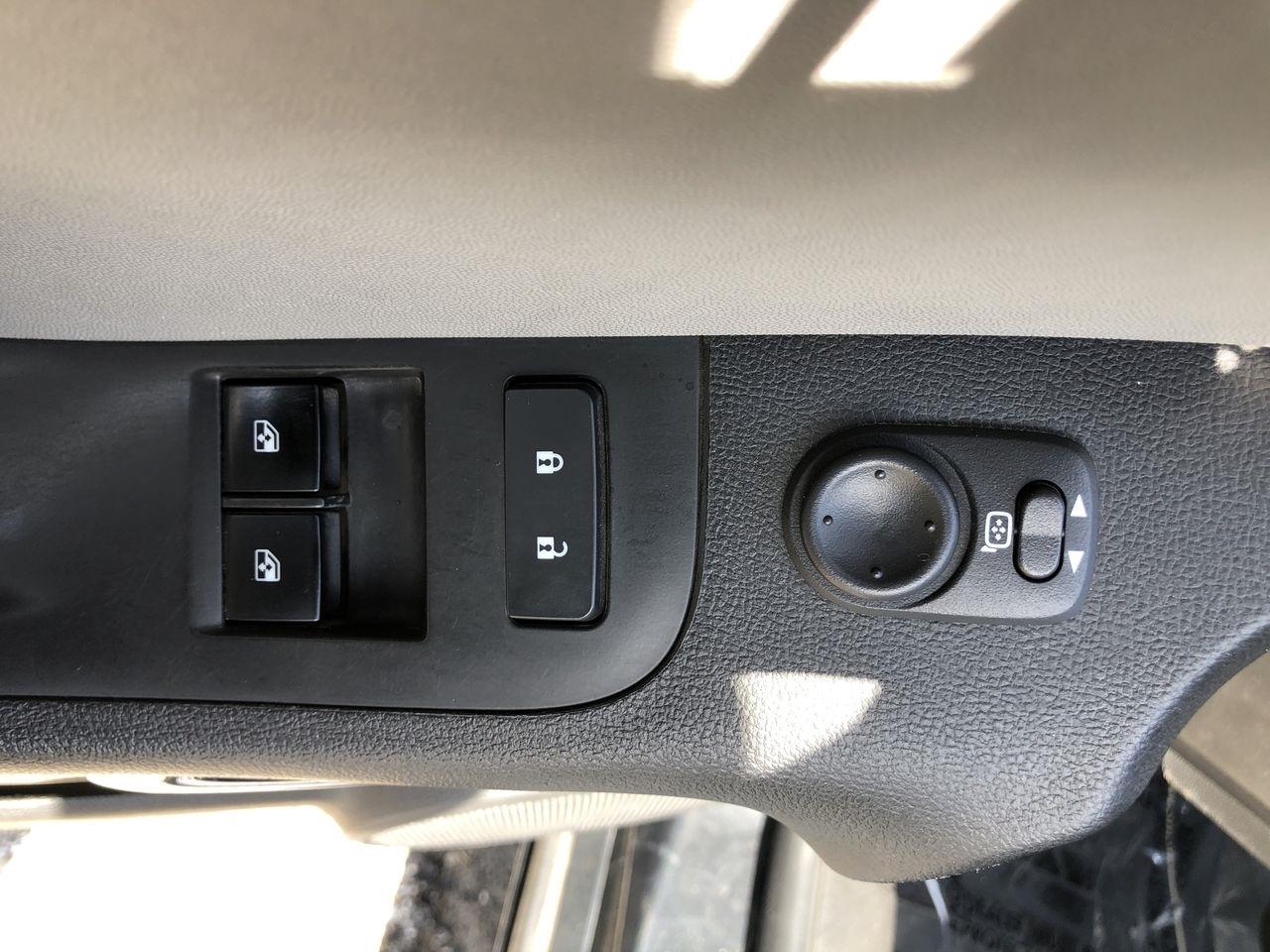 Chevrolet Camaro 2dr Cpe LS w/2LS 2013