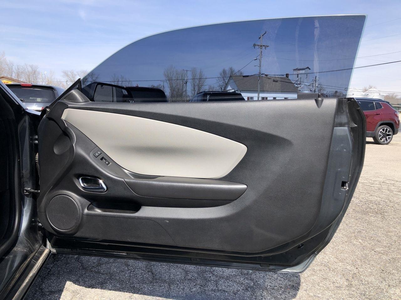 Chevrolet Camaro 2dr Cpe LS w/2LS 2013