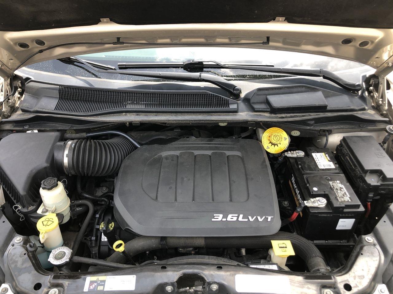 Chrysler Town & Country 4dr Wgn Limited 2015
