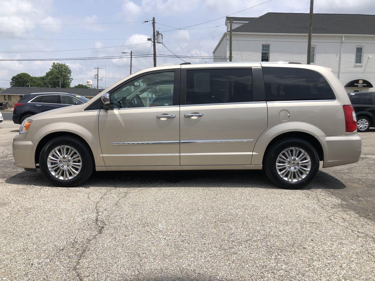 Chrysler Town & Country 4dr Wgn Limited 2015