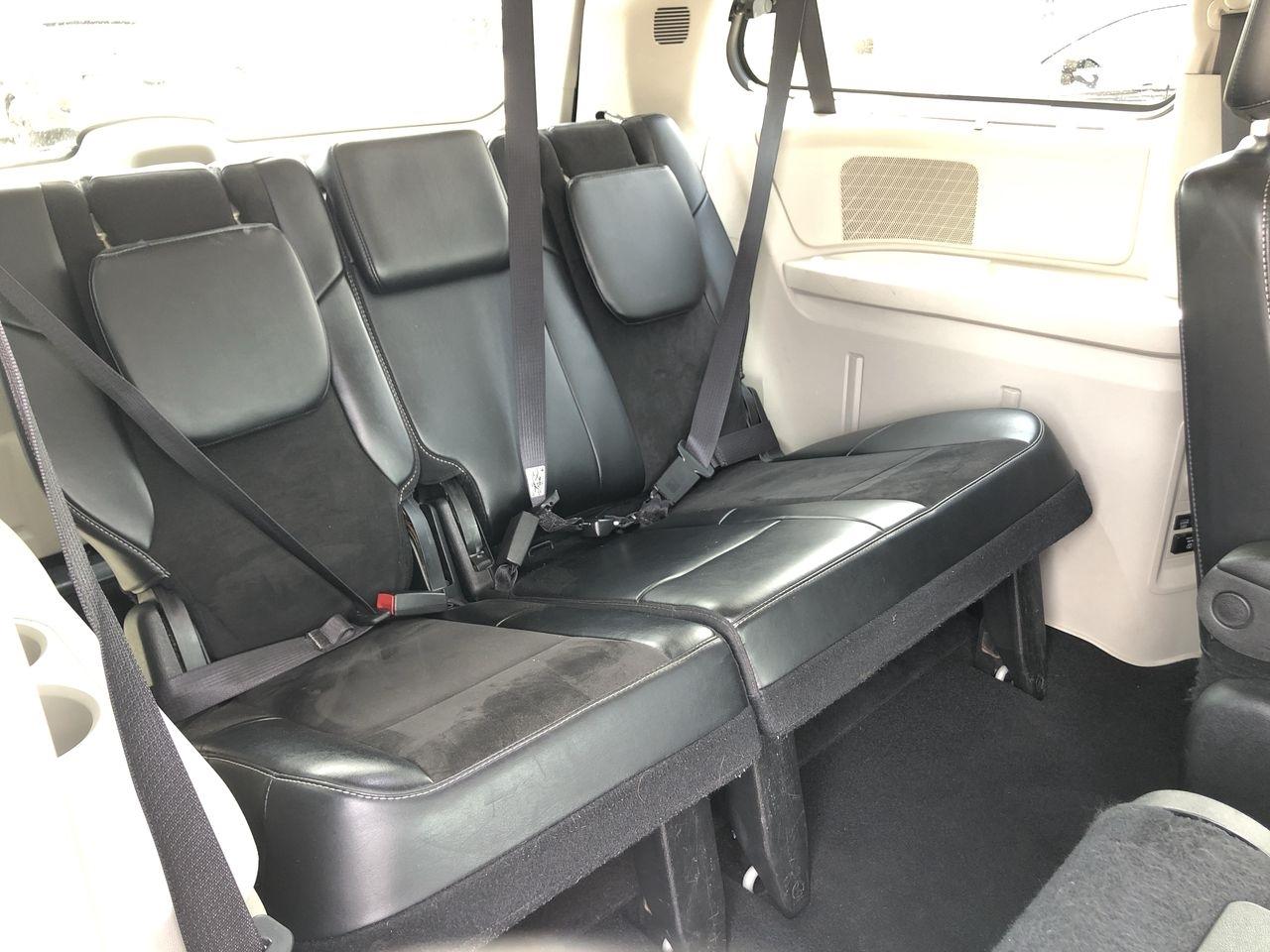 Chrysler Town & Country 4dr Wgn Limited 2015