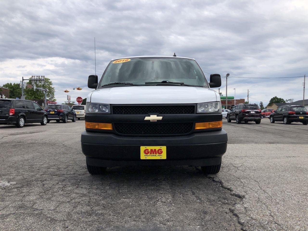 Chevrolet Express Cargo Van RWD 2500 135" 2019