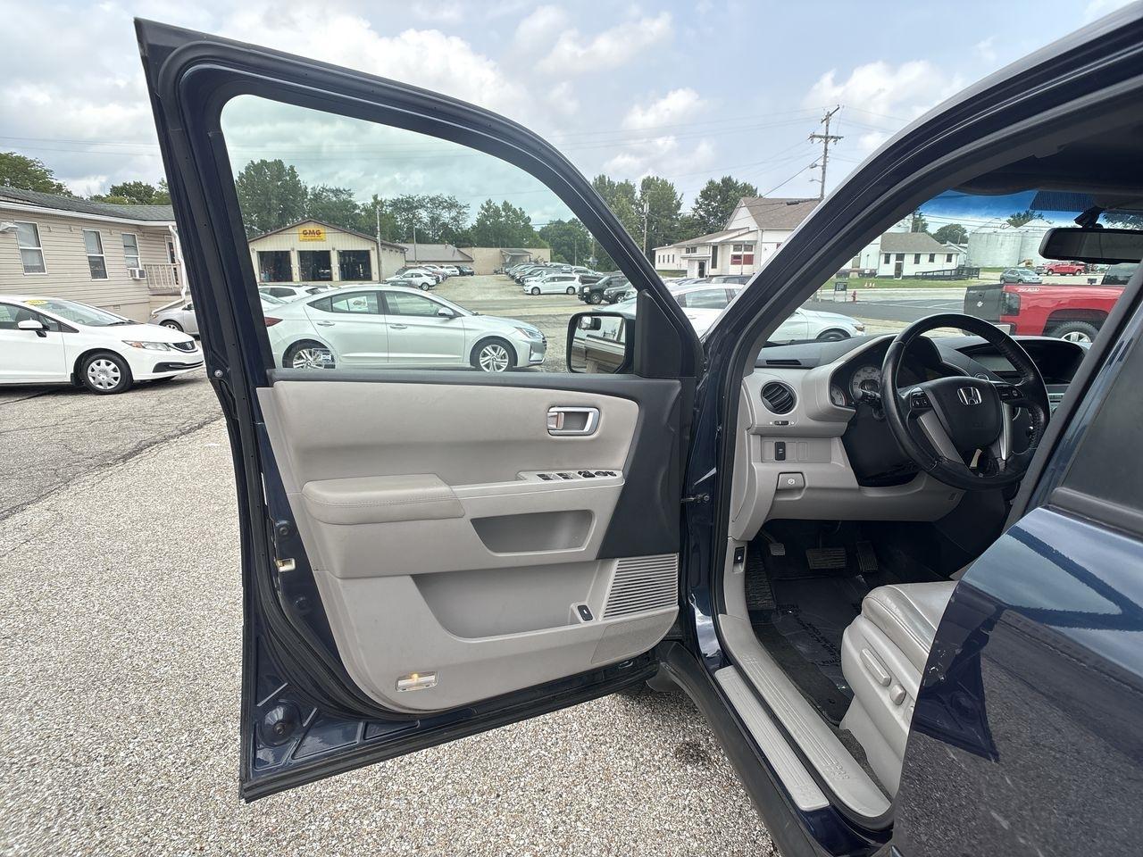 Honda Pilot 2WD 4dr EX-L 2011