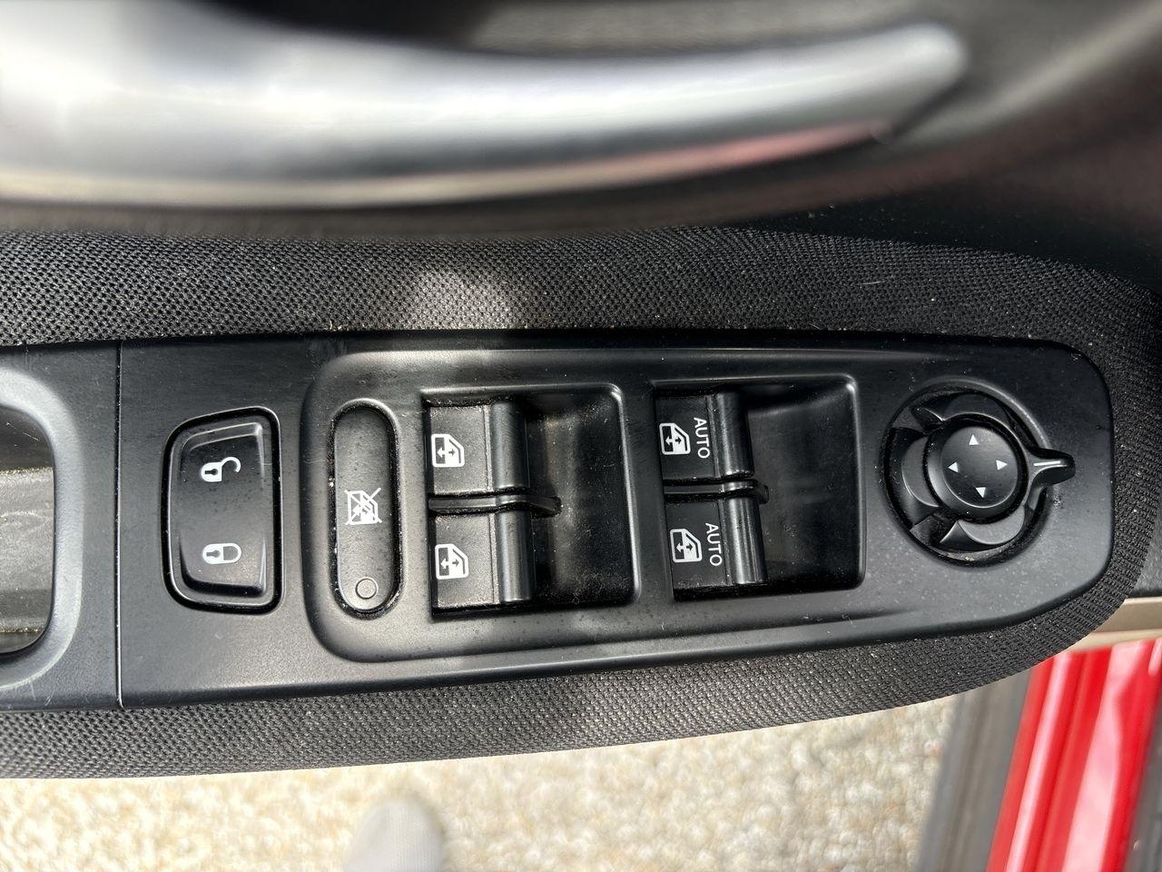 Jeep Renegade 4WD 4dr Latitude 2015