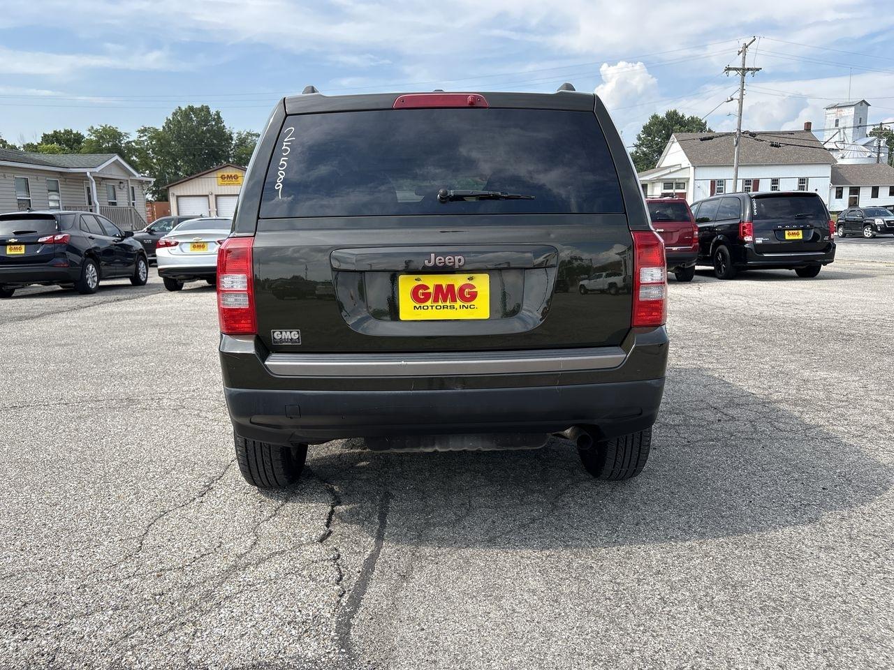 Jeep Patriot FWD 4dr 75th Anniversary 2016